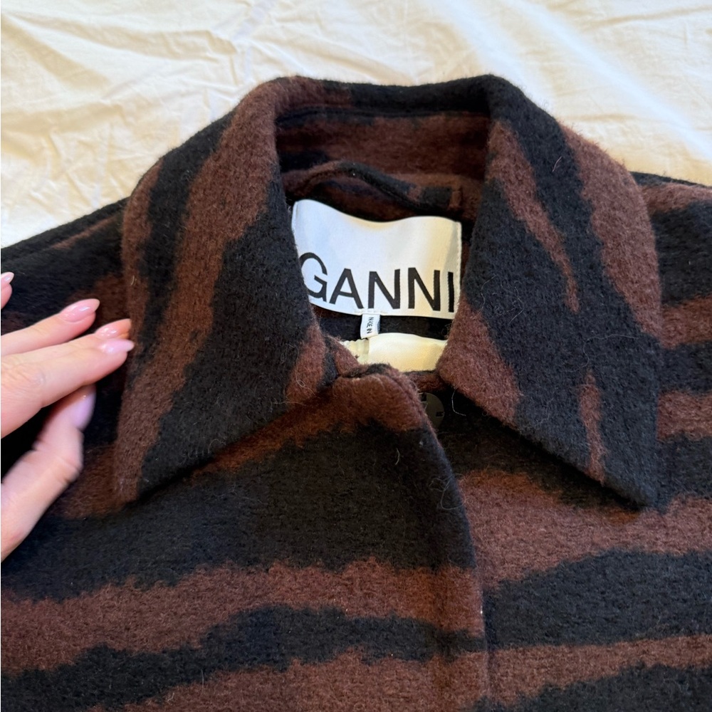 GANNI Wool Jacquard Zebra Cropped Jacket 32